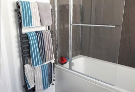 Modern towel radiator