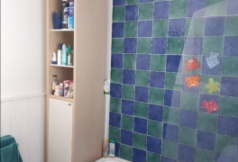 Poor layout with poor use of space